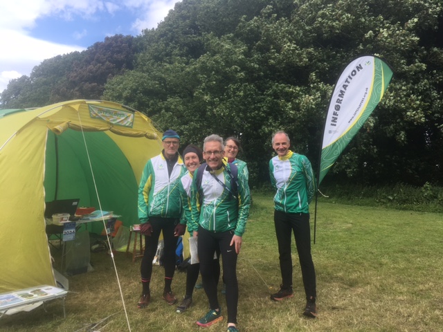 Volunteers_and_tent_Katherine_Ivory