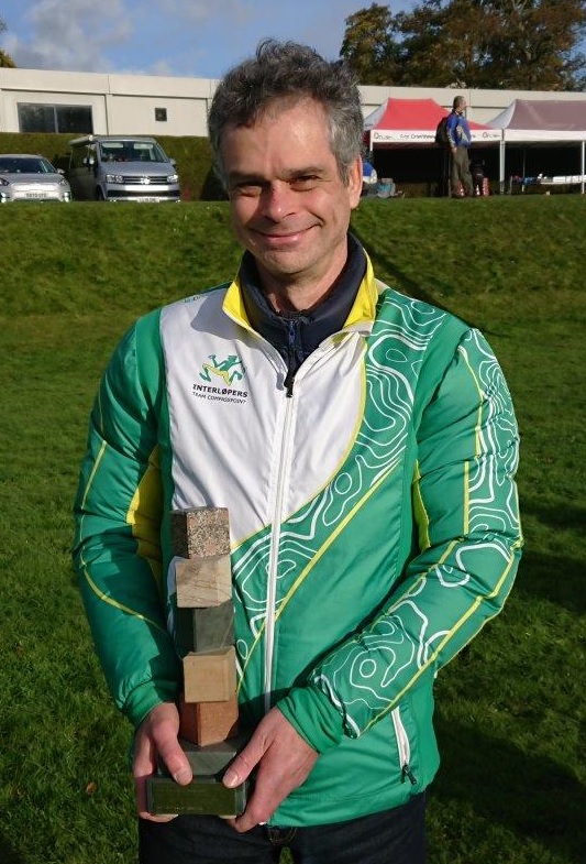 Rob_with_trophy_cropped.jpg